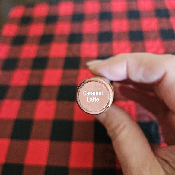 Senegence Lipsense liquid lip color - Picture 2 of 4